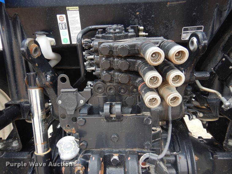 image for item DK4433 2009 New Holland T6030  MFWD tractor