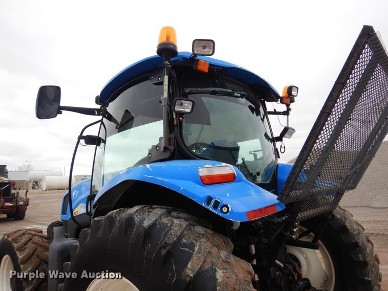 image for item DK4433 2009 New Holland T6030  MFWD tractor