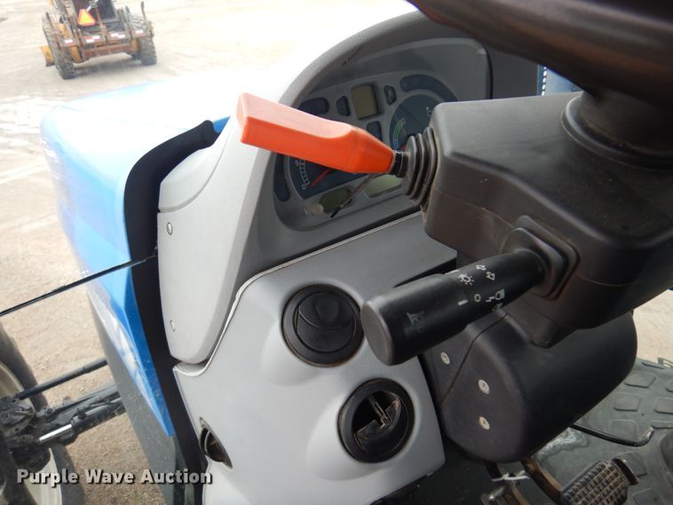 image for item DK4433 2009 New Holland T6030  MFWD tractor