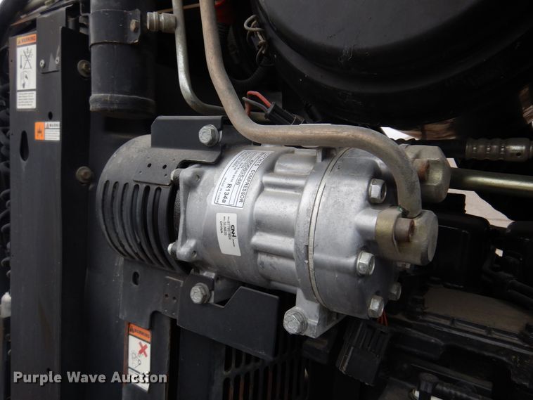 image for item DK4433 2009 New Holland T6030  MFWD tractor