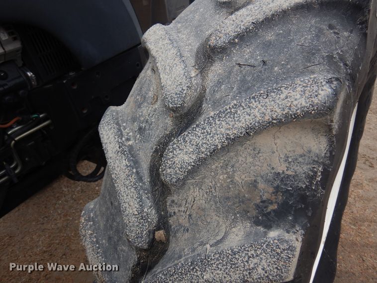 image for item DK4433 2009 New Holland T6030  MFWD tractor