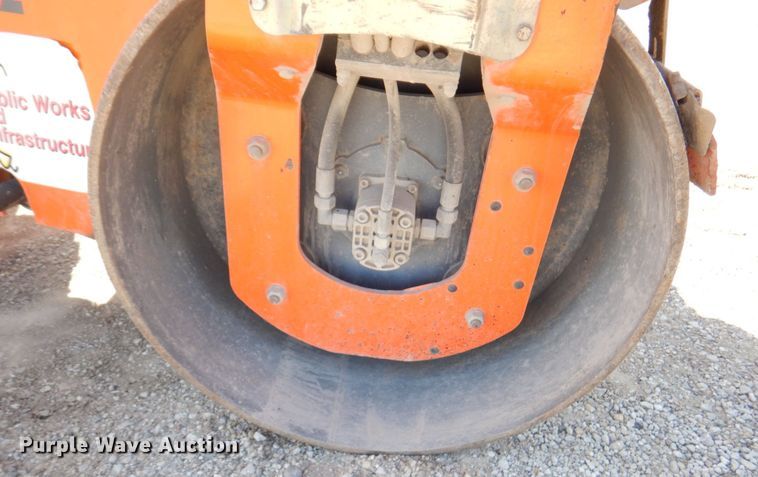image for item DM6055 2012 Hamm HD12VV  double drum vibratory roller