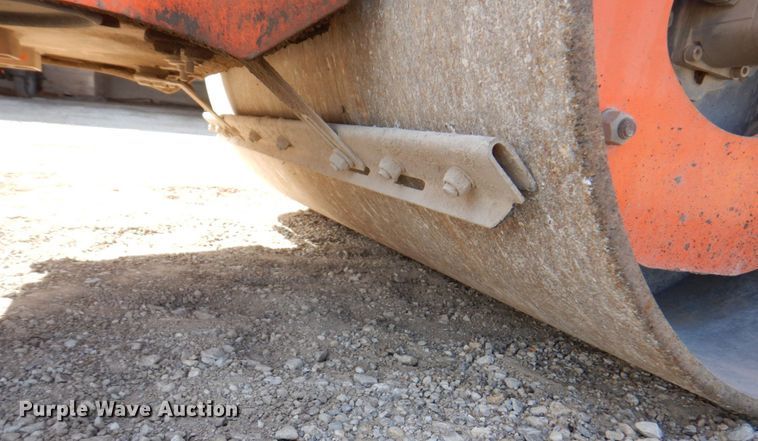 image for item DM6055 2012 Hamm HD12VV  double drum vibratory roller