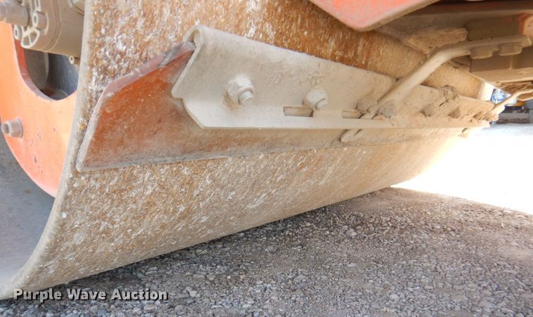 image for item DM6055 2012 Hamm HD12VV  double drum vibratory roller