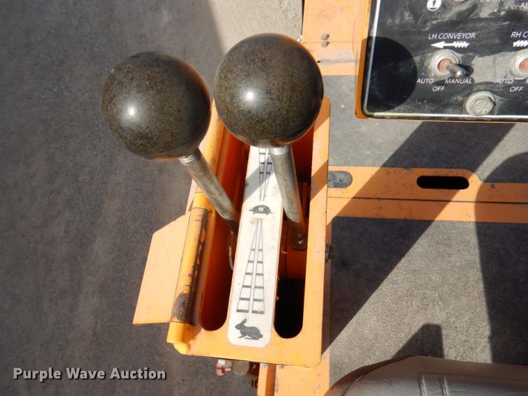 image for item DM6056 2013 Blaw-Knox PF1510  paver