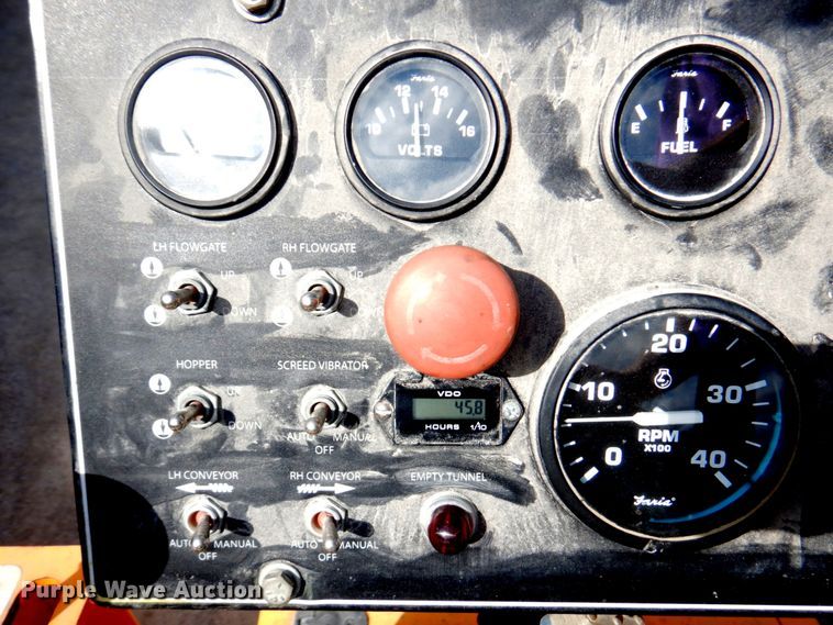 image for item DM6056 2013 Blaw-Knox PF1510  paver