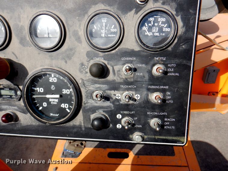 image for item DM6056 2013 Blaw-Knox PF1510  paver