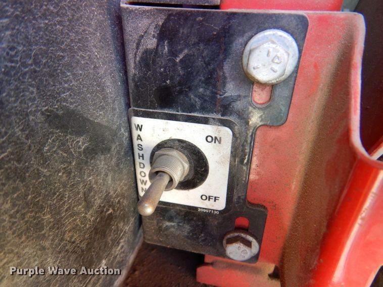 image for item DM6056 2013 Blaw-Knox PF1510  paver