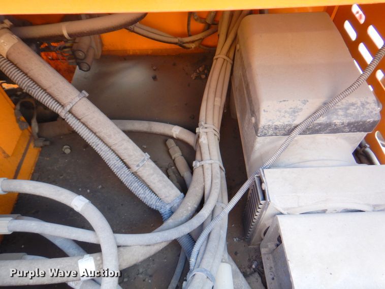 image for item DM6056 2013 Blaw-Knox PF1510  paver