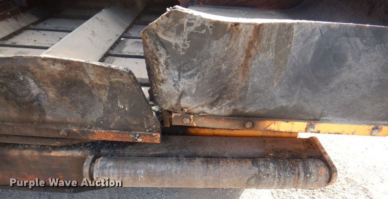 image for item DM6056 2013 Blaw-Knox PF1510  paver