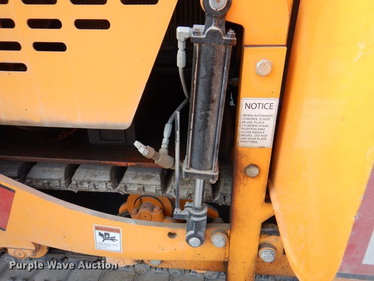 image for item DM6056 2013 Blaw-Knox PF1510  paver