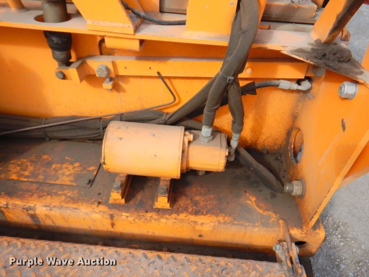 image for item DM6056 2013 Blaw-Knox PF1510  paver