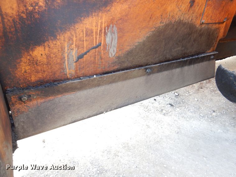 image for item DM6056 2013 Blaw-Knox PF1510  paver