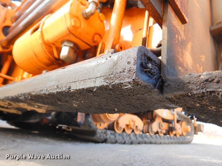 image for item DM6056 2013 Blaw-Knox PF1510  paver