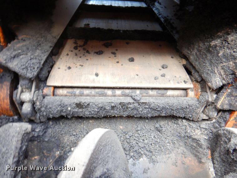 image for item DM6056 2013 Blaw-Knox PF1510  paver