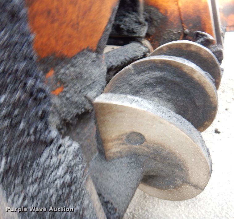 image for item DM6056 2013 Blaw-Knox PF1510  paver