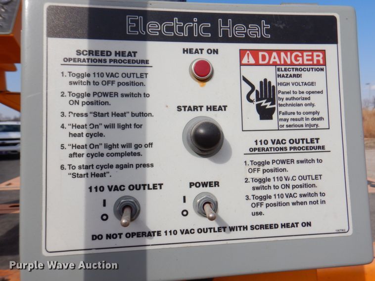 image for item DM6056 2013 Blaw-Knox PF1510  paver