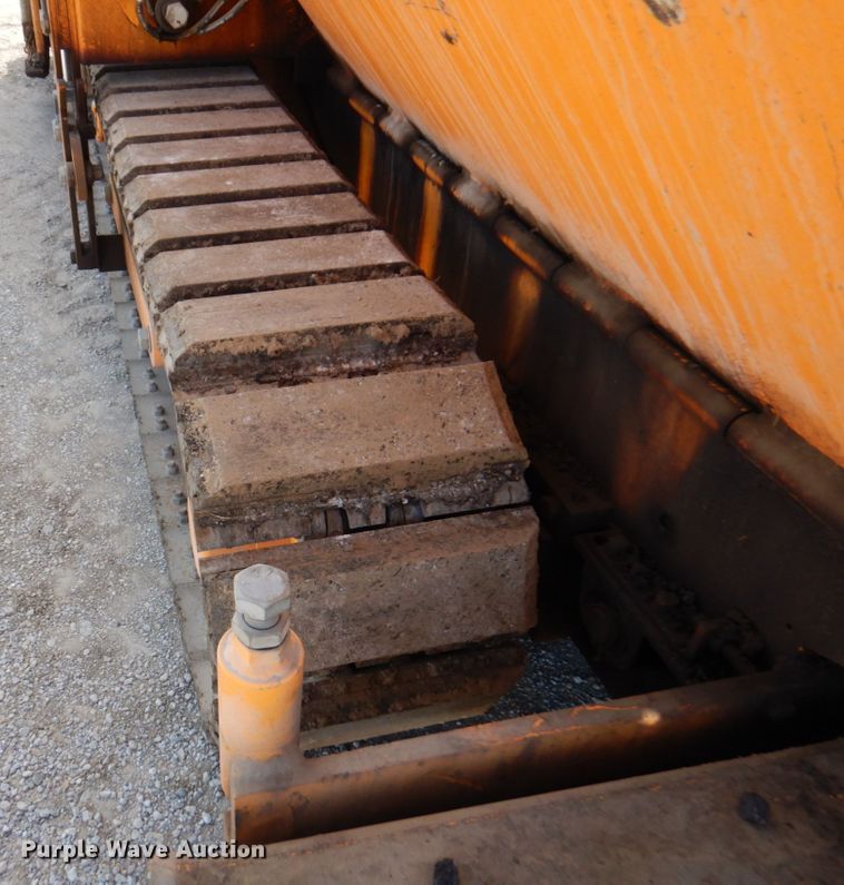 image for item DM6056 2013 Blaw-Knox PF1510  paver