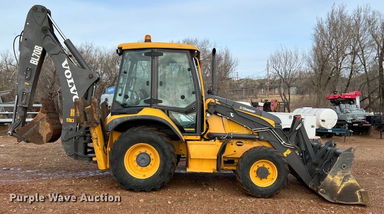 image for item DM8416 2012 Volvo BL70B  backhoe