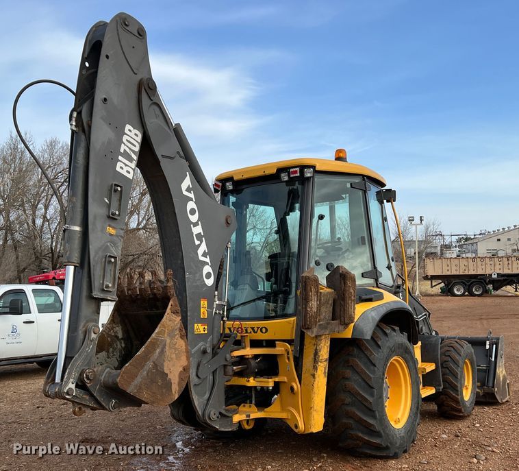 image for item DM8416 2012 Volvo BL70B  backhoe