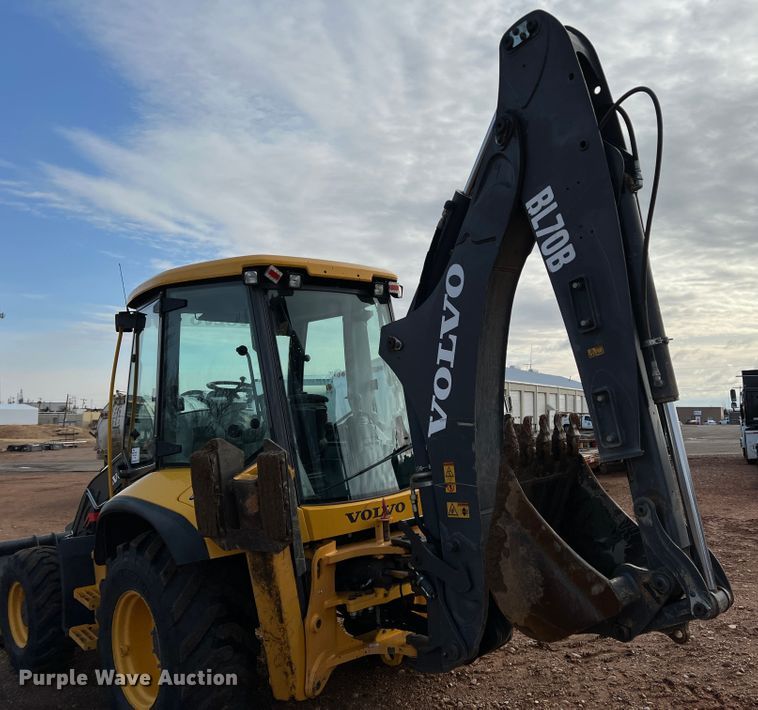 image for item DM8416 2012 Volvo BL70B  backhoe