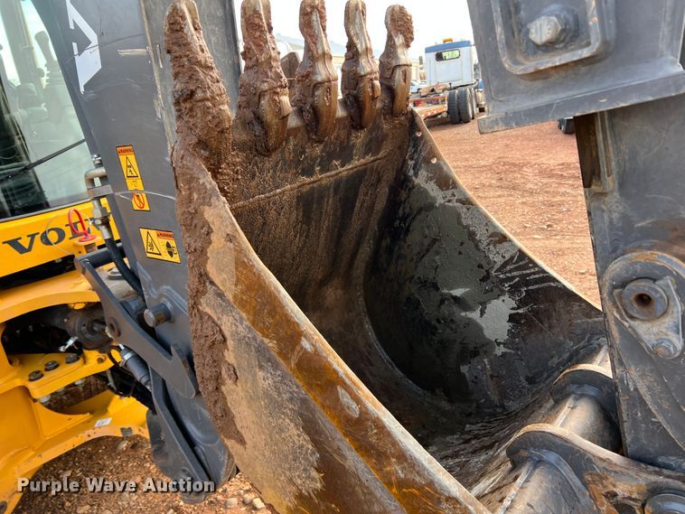 image for item DM8416 2012 Volvo BL70B  backhoe