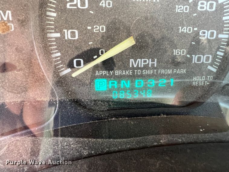 image for item DM8433 2000 Chevrolet Silverado 1500  pickup truck