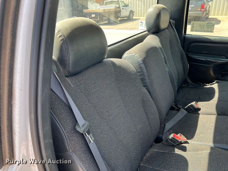 image for item DM8433 2000 Chevrolet Silverado 1500  pickup truck