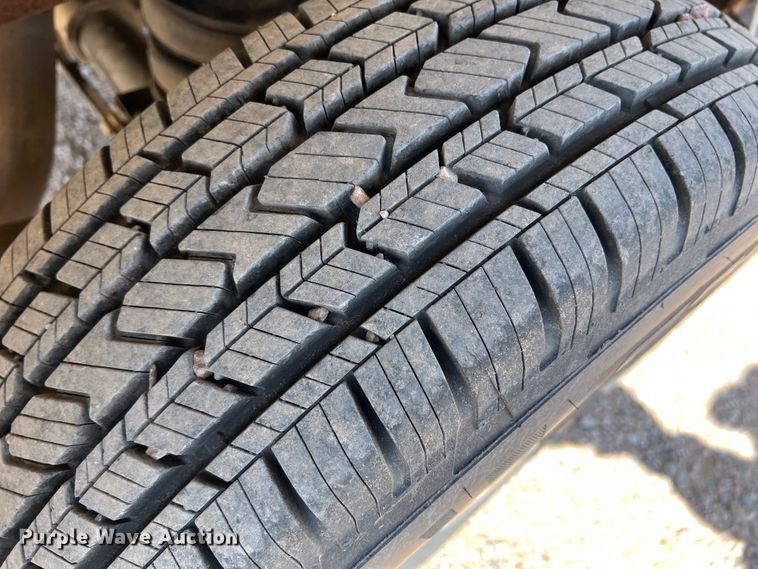 image for item DM8433 2000 Chevrolet Silverado 1500  pickup truck