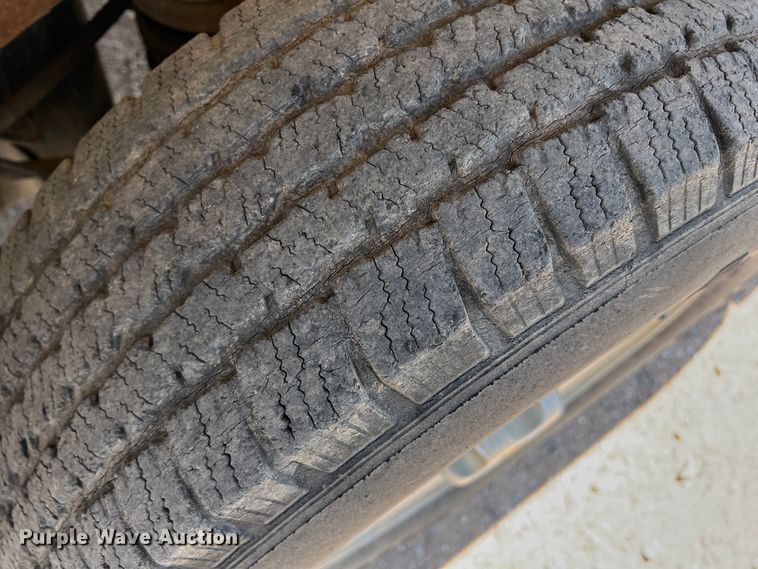 image for item DM8433 2000 Chevrolet Silverado 1500  pickup truck