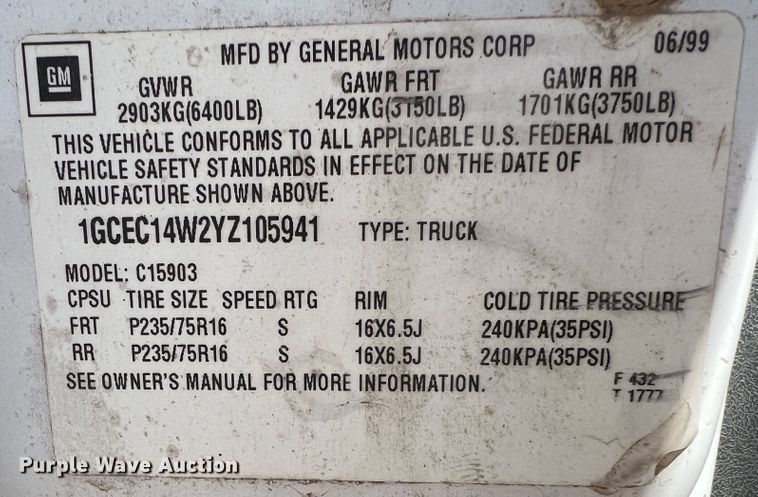 image for item DM8433 2000 Chevrolet Silverado 1500  pickup truck