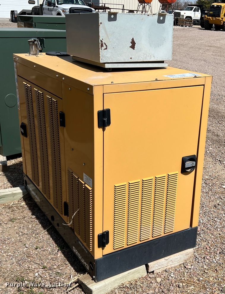 image for item DM8434 2007 Olympian G25UH3  generator