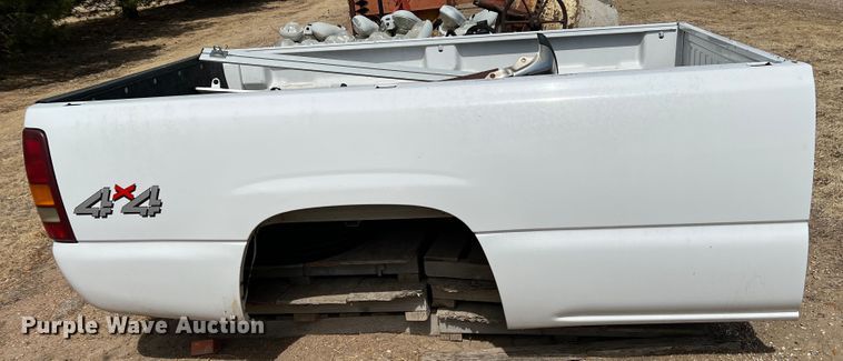 image for item DM8436 2006 GMC pickup truck bed