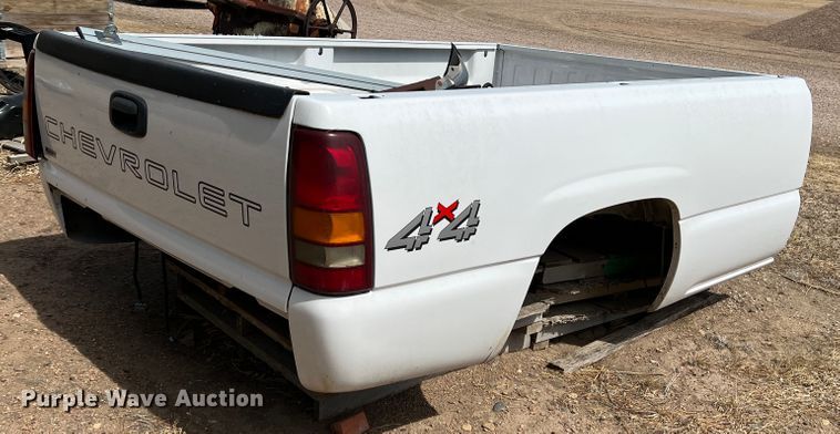 image for item DM8436 2006 GMC pickup truck bed