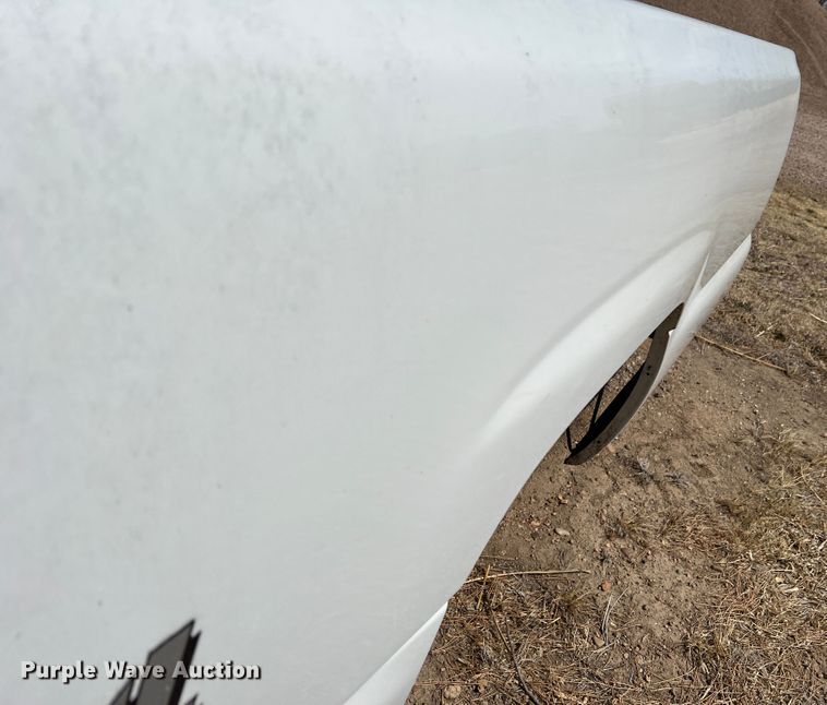 image for item DM8436 2006 GMC pickup truck bed