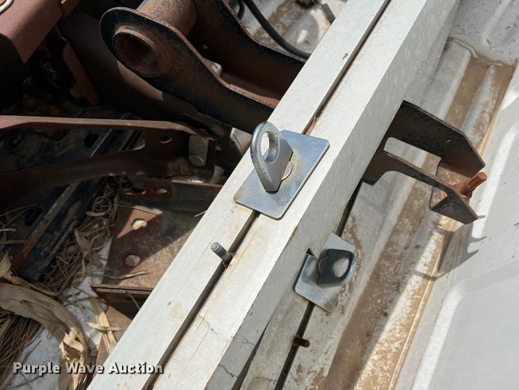 image for item DM8436 2006 GMC pickup truck bed