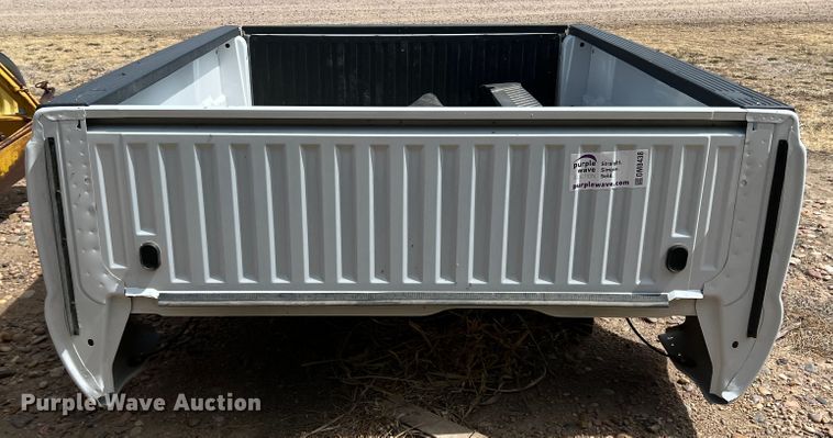 image for item DM8438 2016 Ford 7' L pickup truck bed