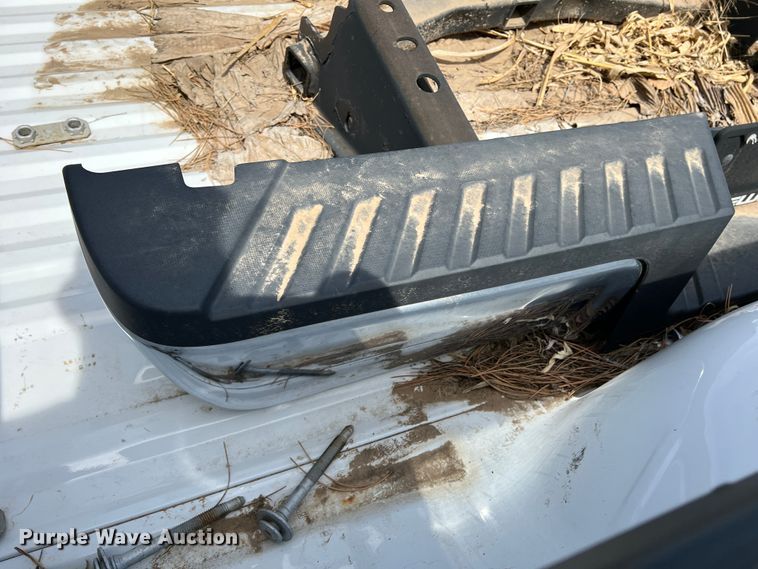 image for item DM8438 2016 Ford 7' L pickup truck bed