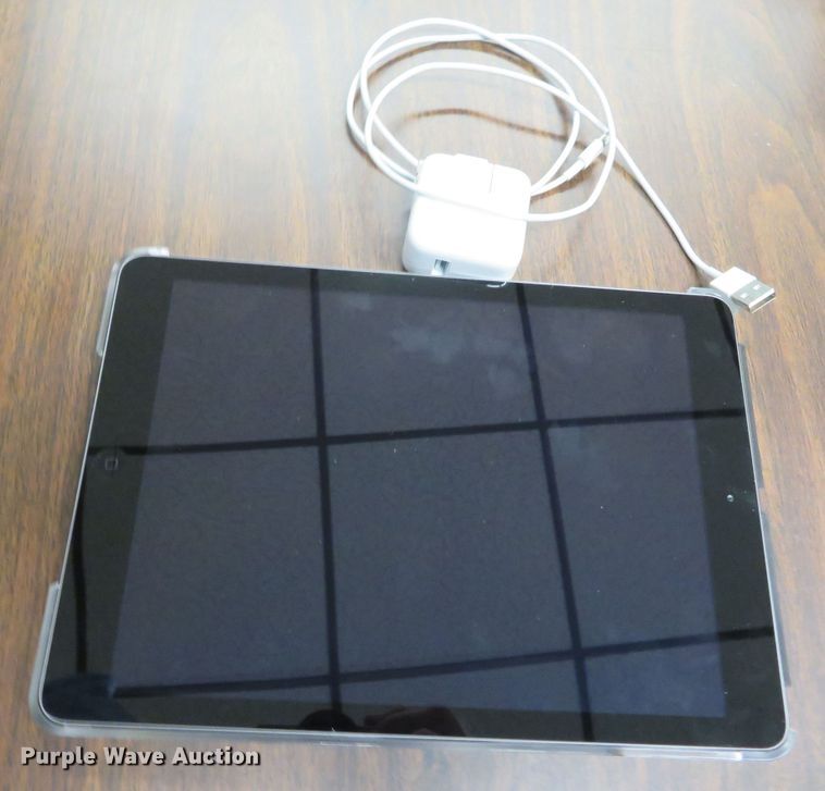 image for item DN7931 (25) Apple Ipad Air Gen I tablets