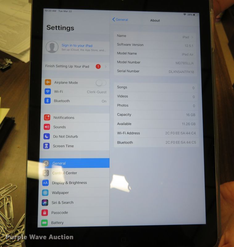 image for item DN7931 (25) Apple Ipad Air Gen I tablets