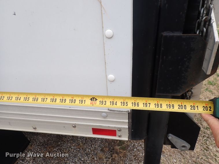 image for item DP4531 2004 GMC Savana  box truck