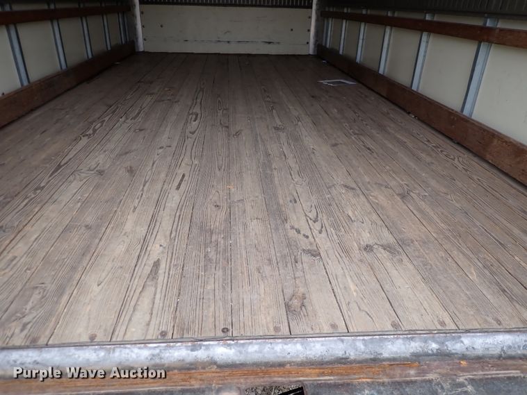 image for item DP4531 2004 GMC Savana  box truck