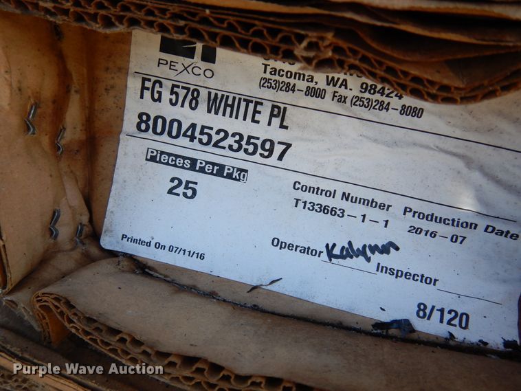 image for item EY9808 Approximately 1,250 Pexco FG578 White Pl reflectors