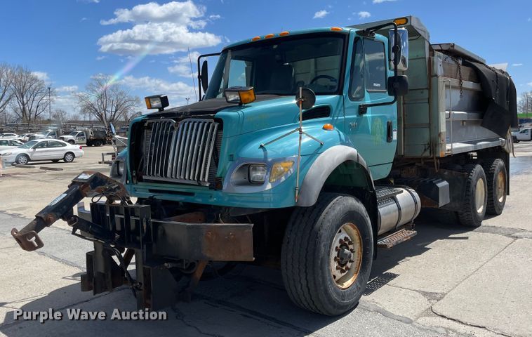 image for item FV9448 2007 International 7600  dump truck