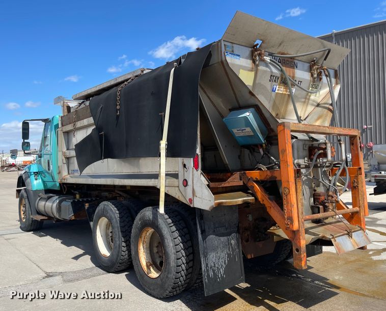 image for item FV9448 2007 International 7600  dump truck