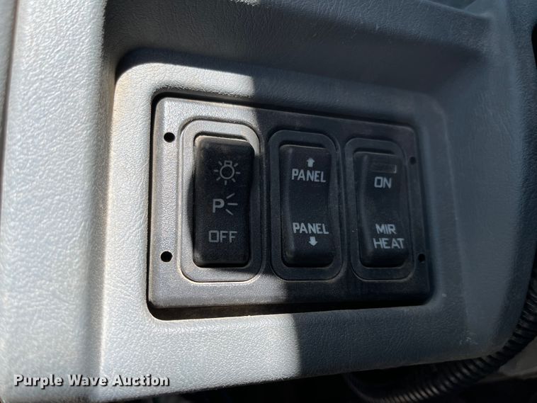 image for item FV9448 2007 International 7600  dump truck