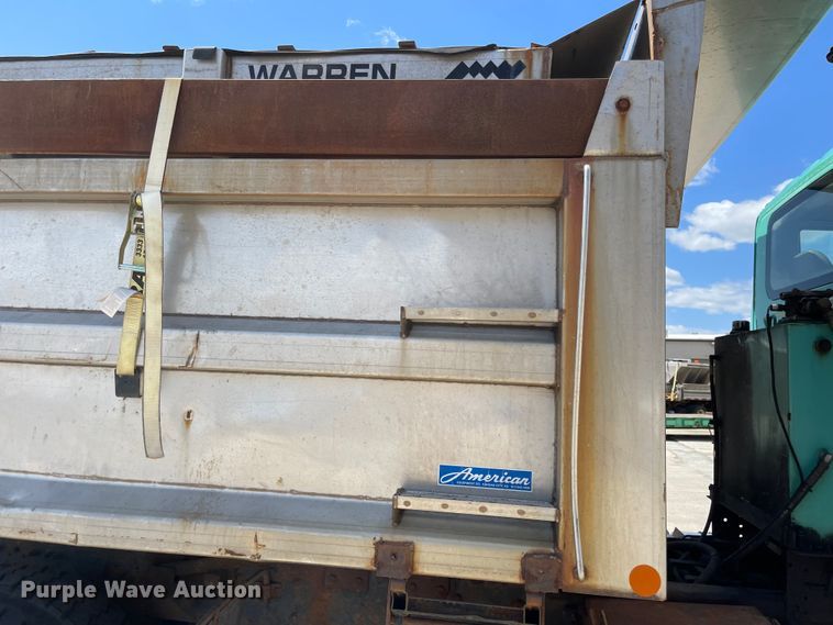 image for item FV9448 2007 International 7600  dump truck