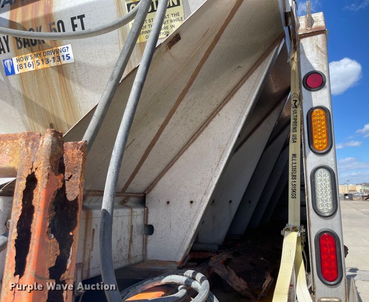 image for item FV9448 2007 International 7600  dump truck