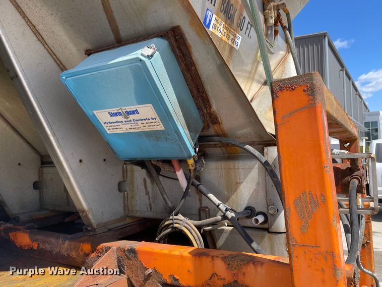 image for item FV9448 2007 International 7600  dump truck