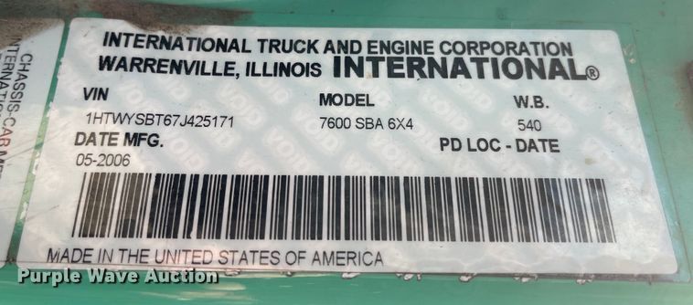 image for item FV9448 2007 International 7600  dump truck